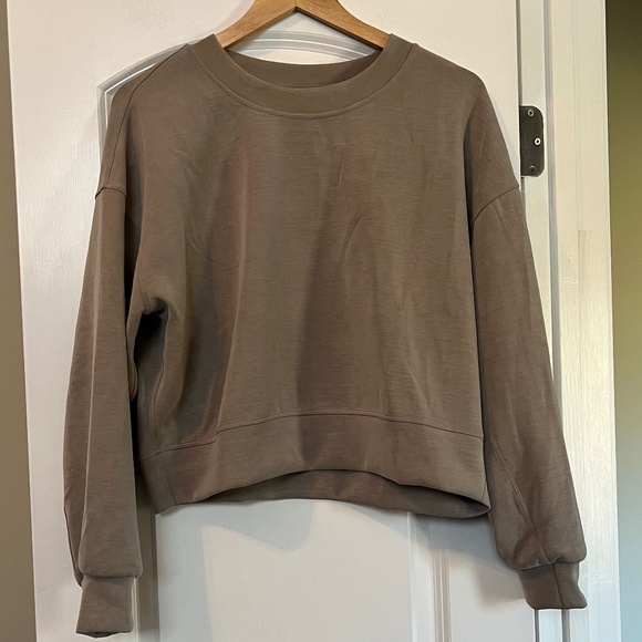 Lululemon Softstreme Perfectly Oversized Cropped Crew - Riverstone - Size 6 - Picture 3 of 7